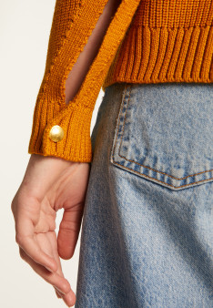 Merino wool round neck buttoned shoulder sweater - Gao