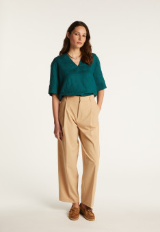 Linen V-neck T-shirt - Emma