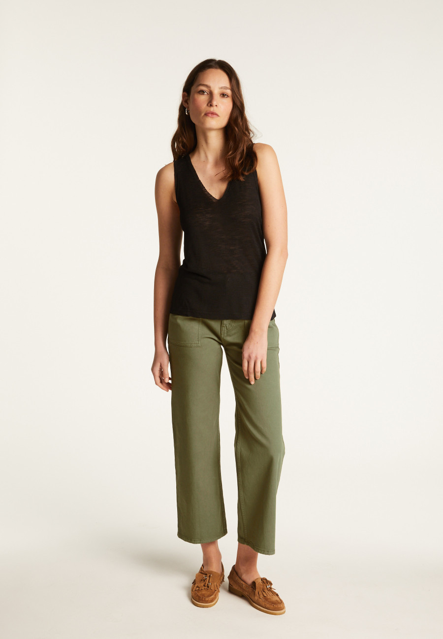 Regata de linho com decote em V - Lalita