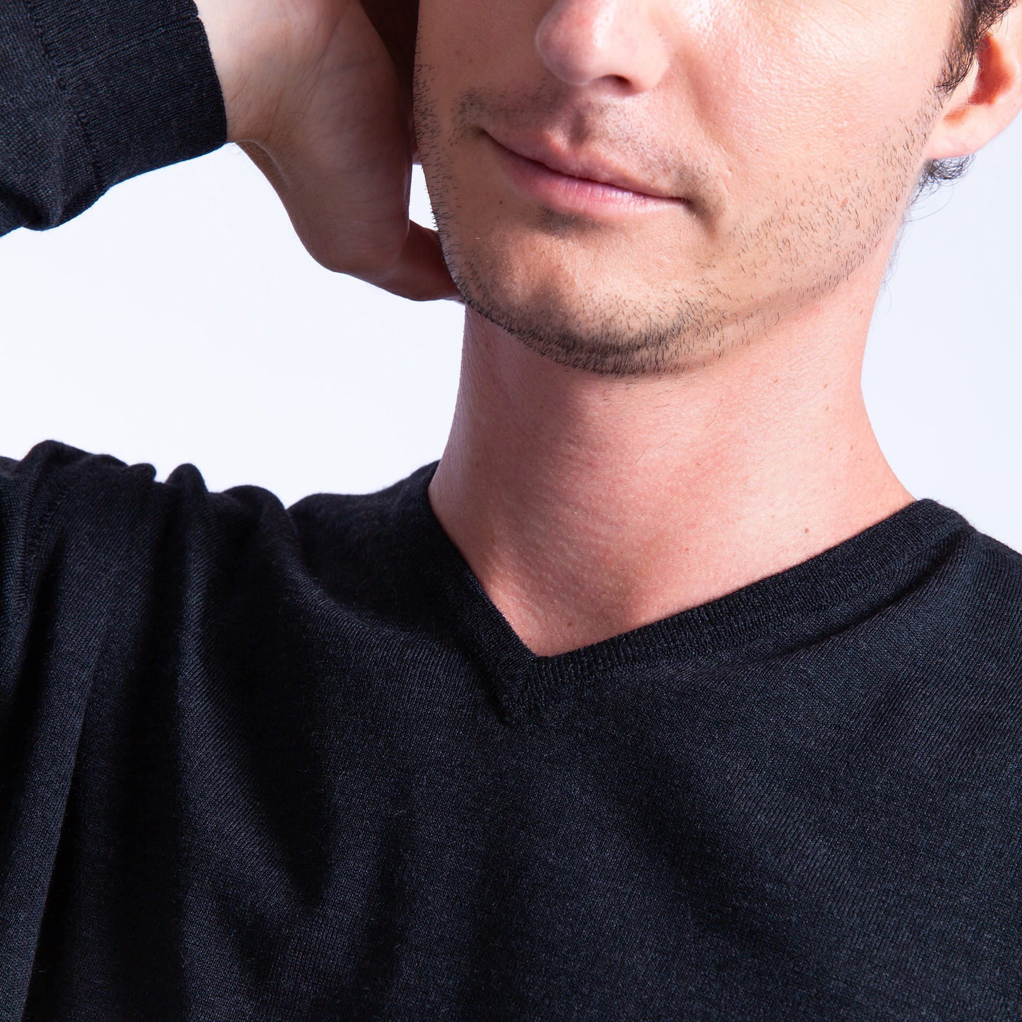 V collar sweater in merino wool - Fox