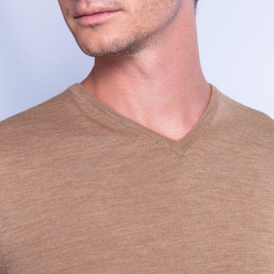Suéter de lã merino com decote em V - Elmo