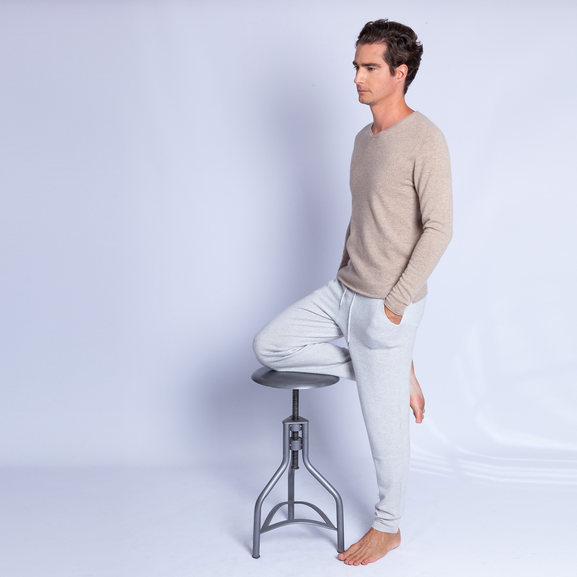 Cashmere jumper with grandad neckline - Henry